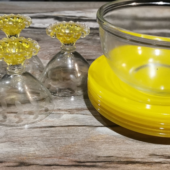 Pyrex plates - Picture 4 of 5